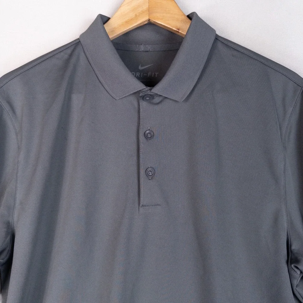 Nike Mens Polo Shirt Small Gray Dri-FIT Standard Fit Short Sleeve Golf Athletic
